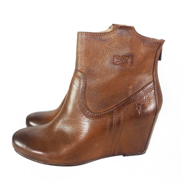 Frye Carson Wedge Ankle Booties Cognac Brown 3470656-COG Women's 7.5M - Picture 2 of 12